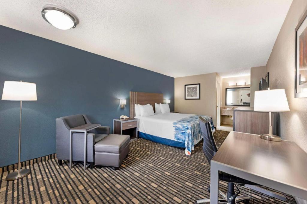 Best Western Post Oak Inn Burnet Екстериор снимка