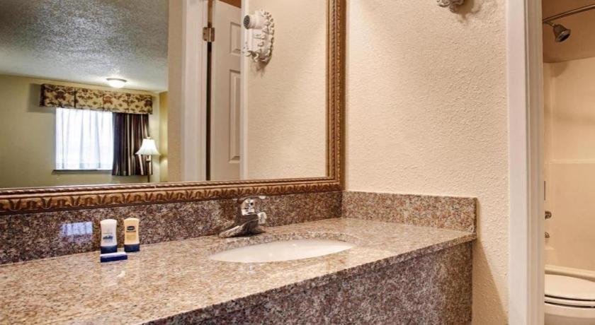 Best Western Post Oak Inn Burnet Екстериор снимка